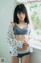 Rin Kurusu 来栖りん, Young Jump 2019 No.31 (ヤングジャンプ 2019年31号) P4 No.205321